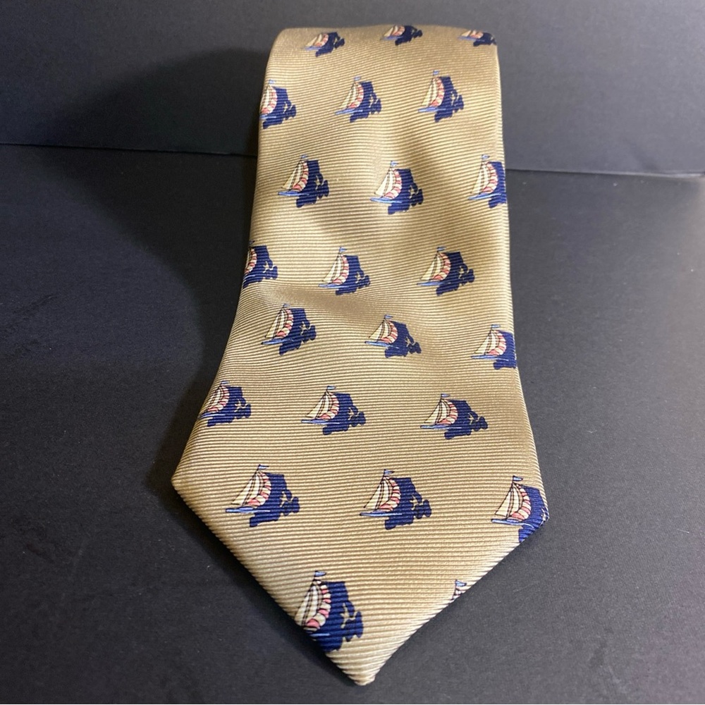 Nwt J.Z. Richards 100% Silk Sail Boat All Over Print Stain Resistance NOS Gold